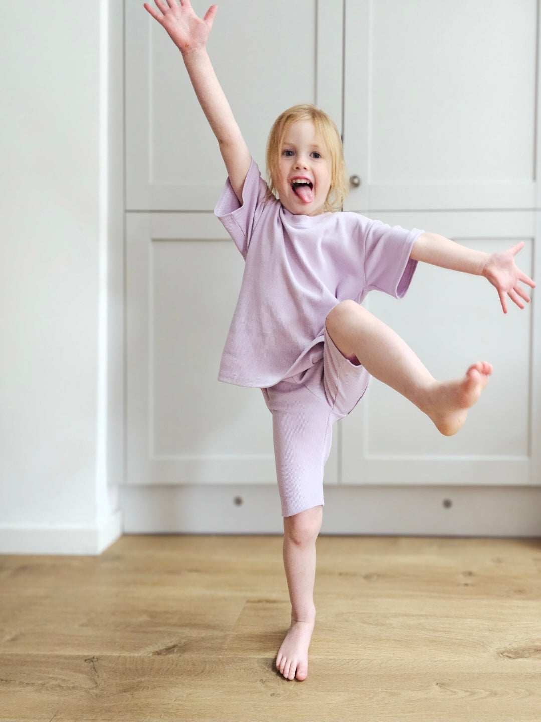 ESSENTIAL CYCLE SHORTS | Yoga + elastic