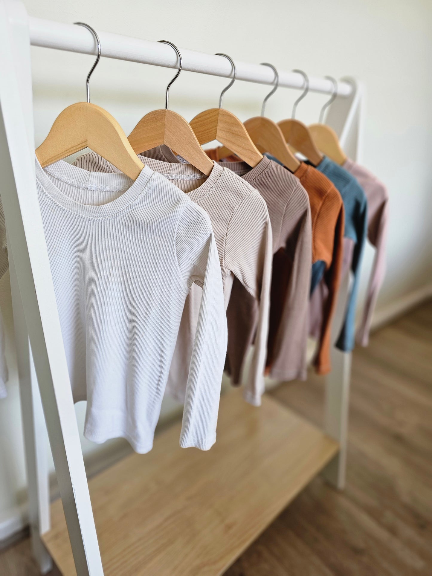 ESSENTIAL TEES | Long + Short Sleeve