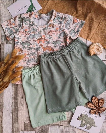 ESSENTIAL SHORTS